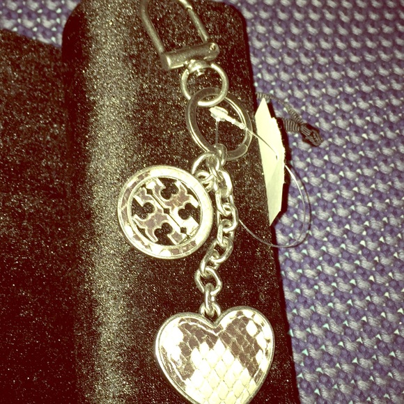 tory burch heart keychain
